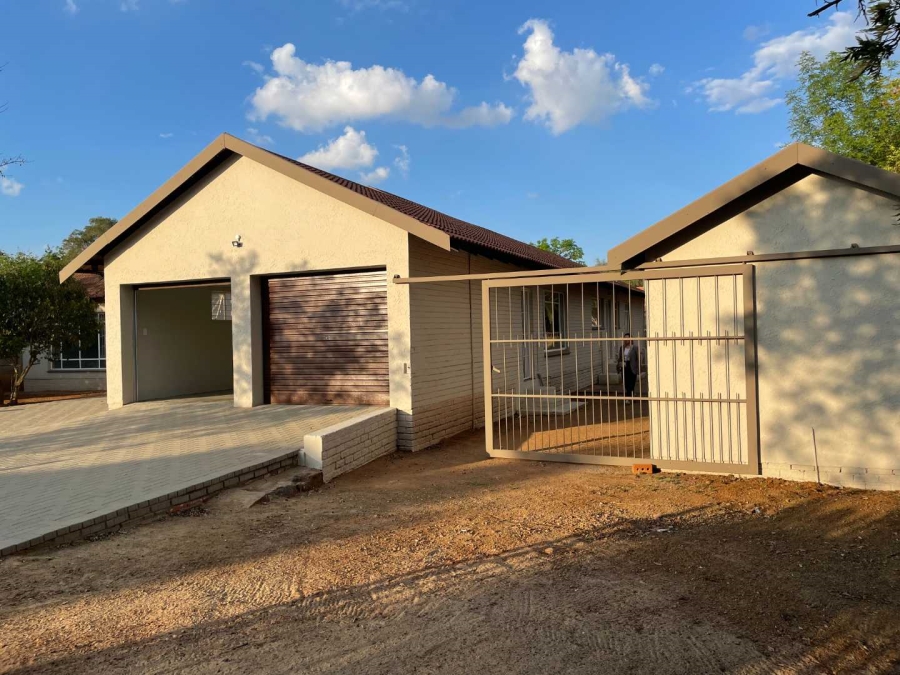 4 Bedroom Property for Sale in Fichardt Park Free State